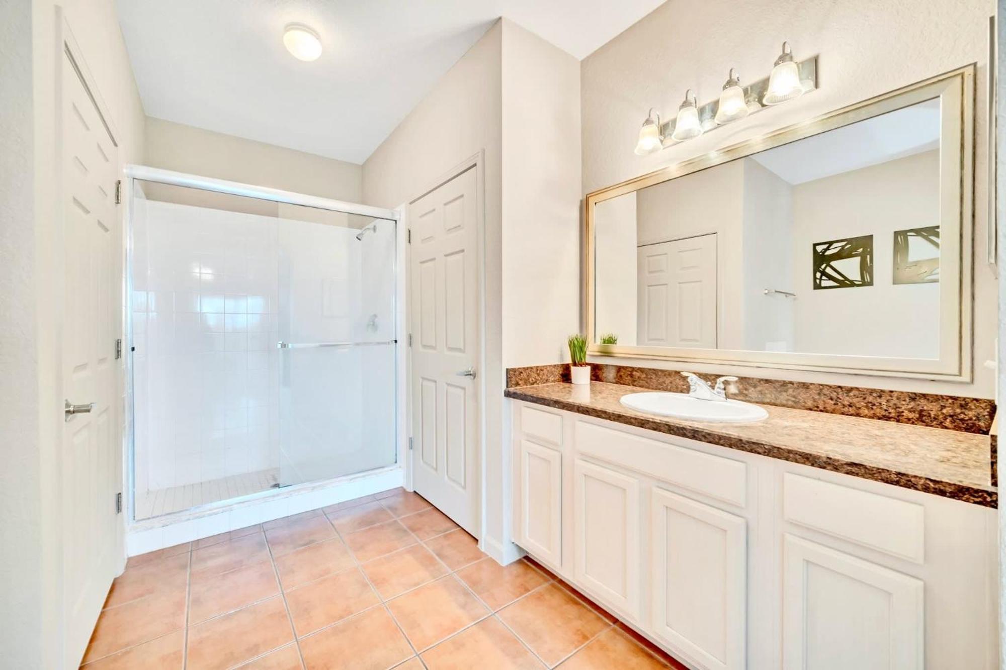 Bright 2Br Condo With Pool And Hot Tub - Near Disney! Orlando Zewnętrze zdjęcie