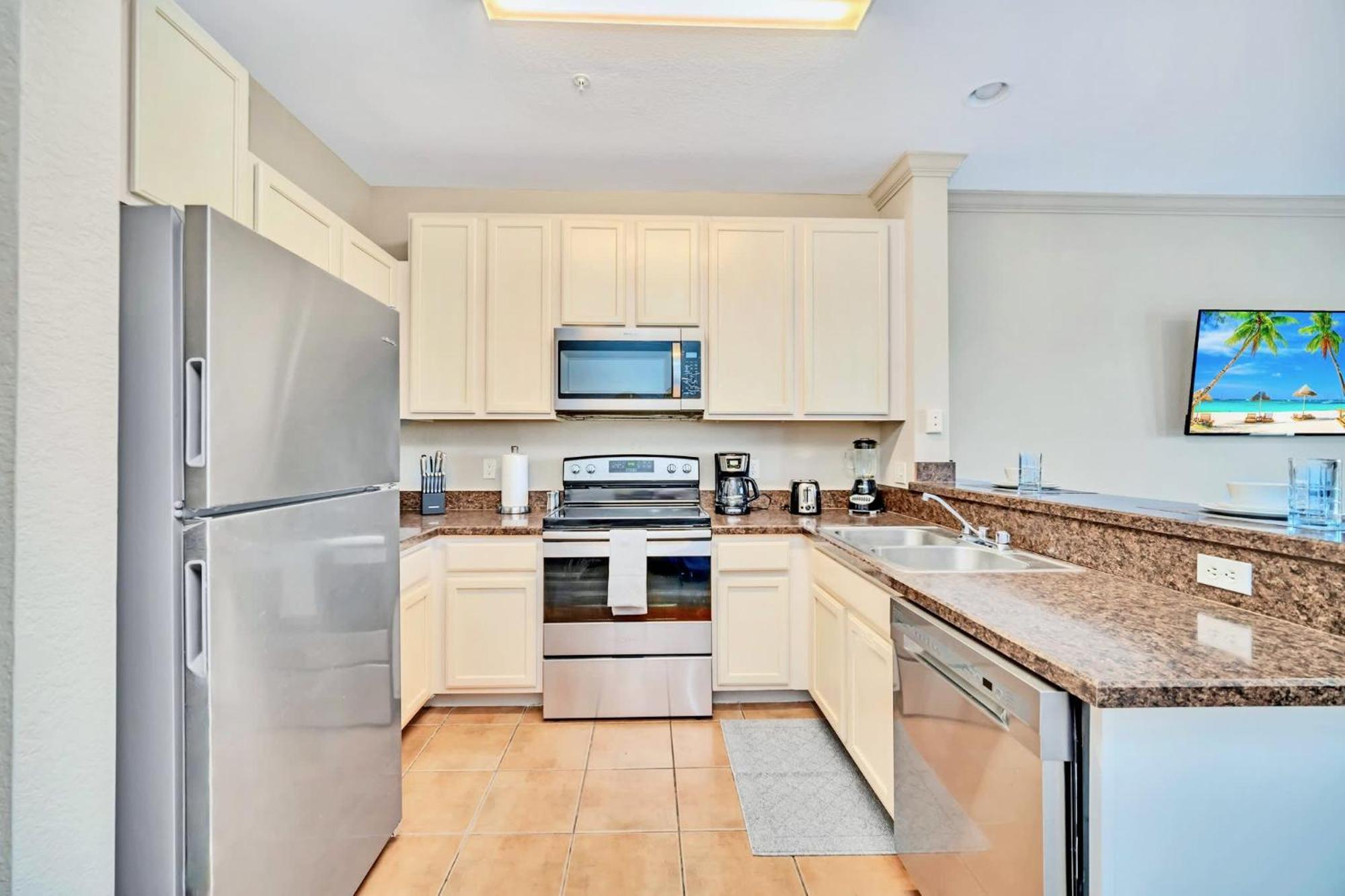 Bright 2Br Condo With Pool And Hot Tub - Near Disney! Orlando Zewnętrze zdjęcie